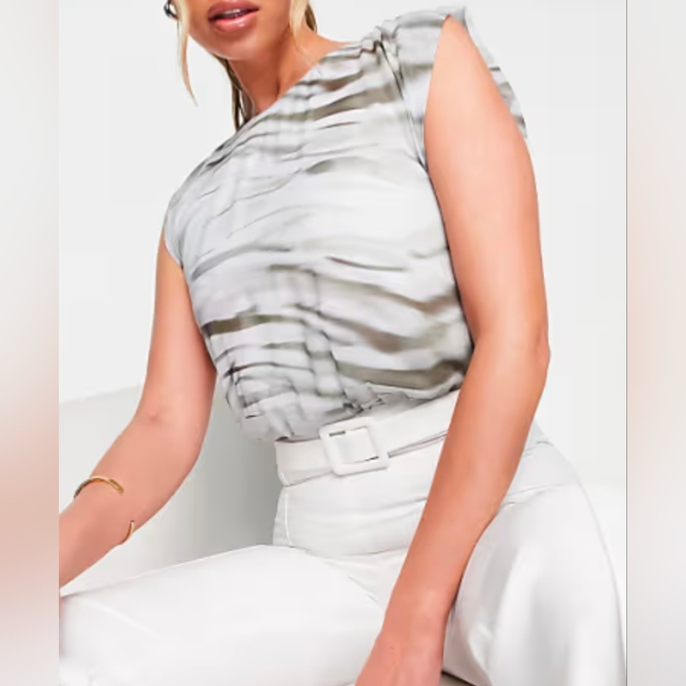 Elegant Gray Patterned Women's Top